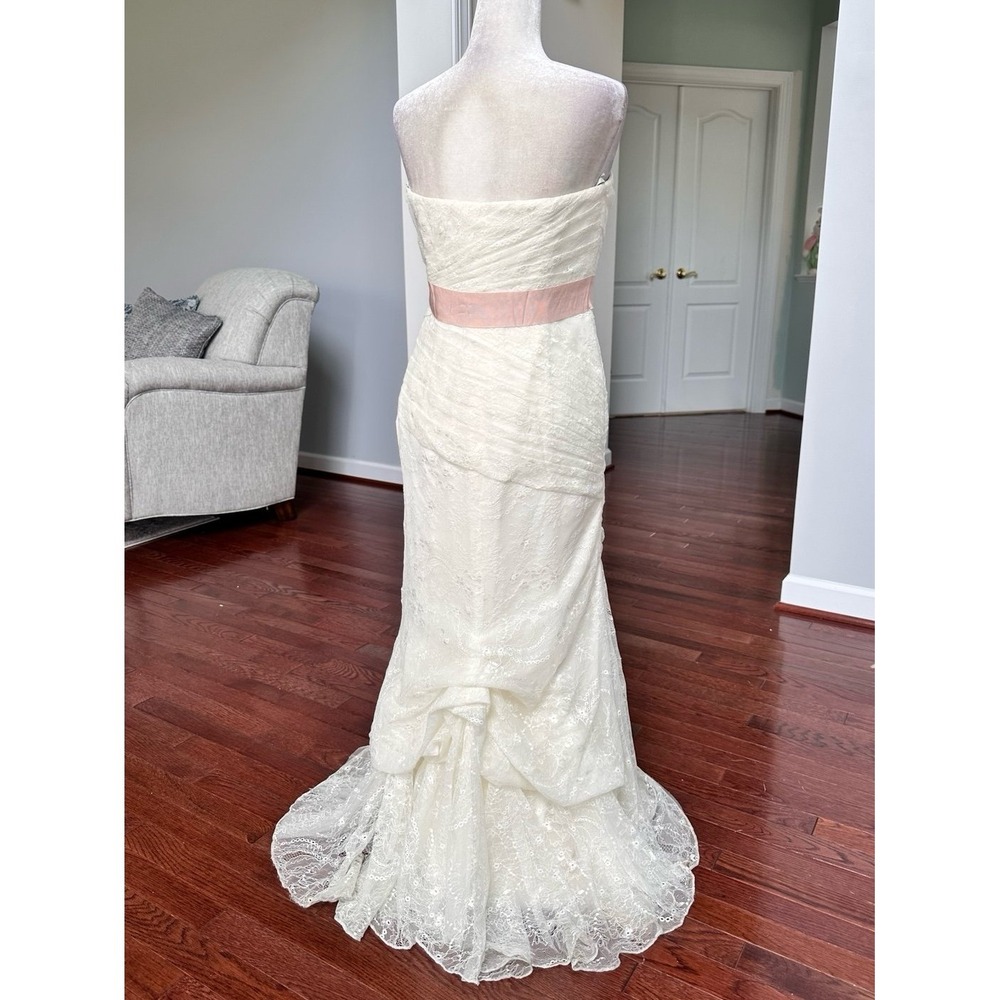 Vera Wang White Luxury Strapless Ruched Lace 3D Floral Pink Belt Wedding Dress - Picture 11 of 12